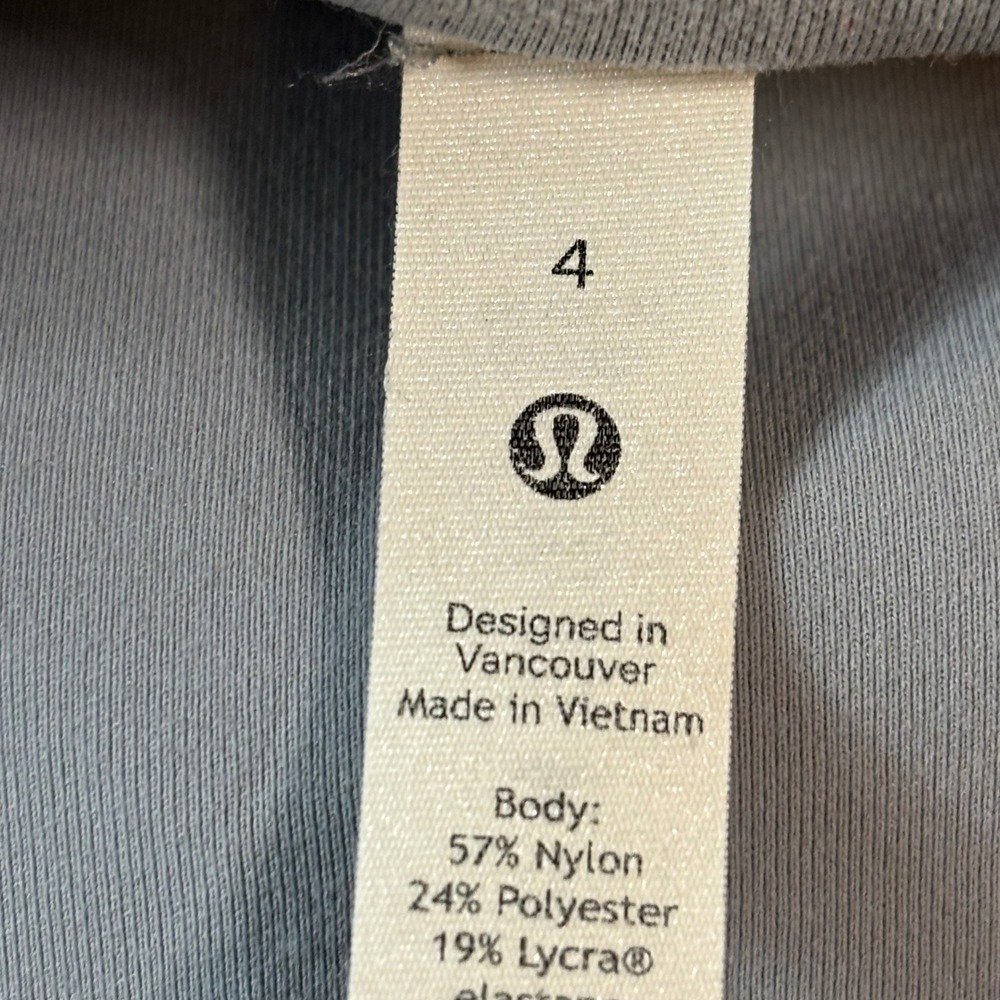 Lululemon Rogue Renegade Zip Up Hoodie Blue Grey Cropped Jacket Size 4 - Picture 4 of 10